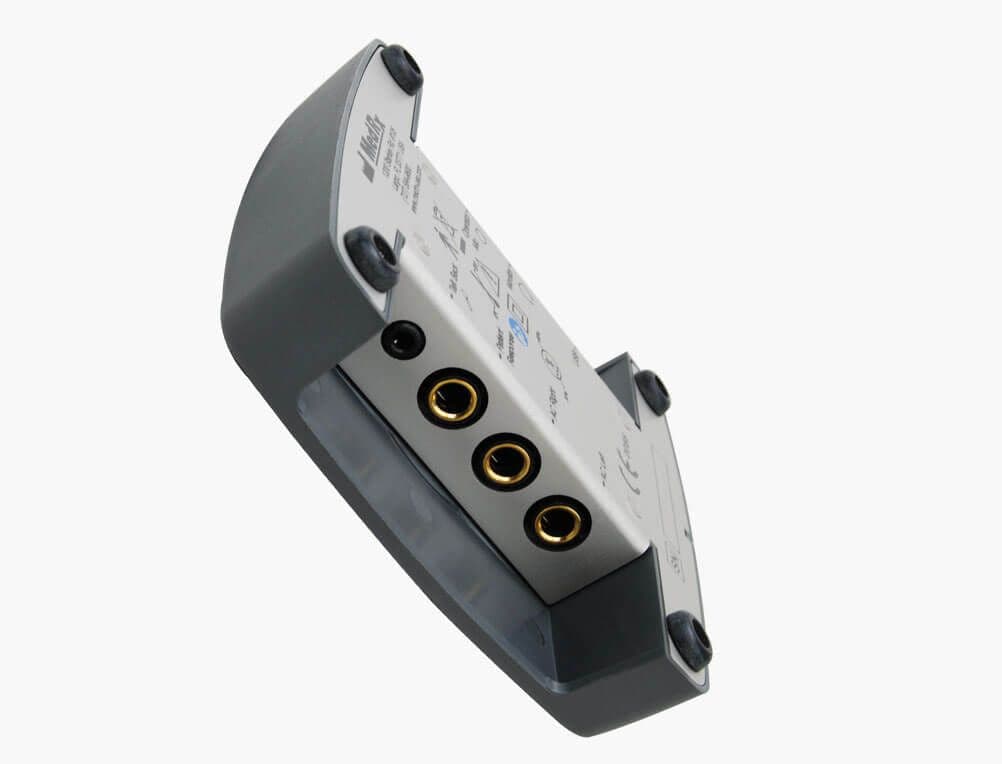 AVANT AIR Screening Audiometer left side